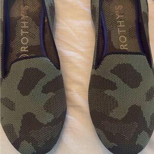 Rothy's Olive and Dark Green Patterned Flats